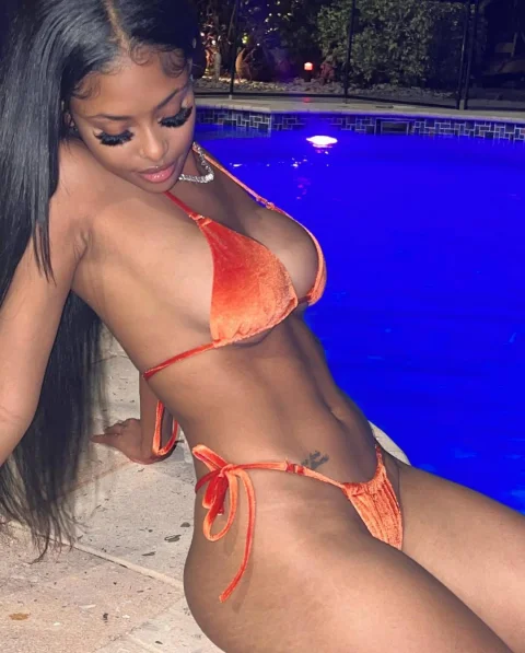 Monica 3