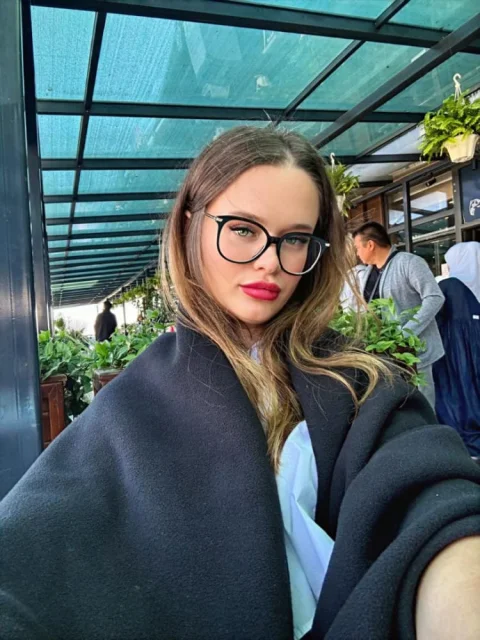 Elena 2