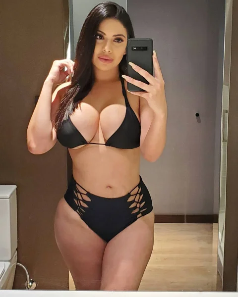 Evelyn 8