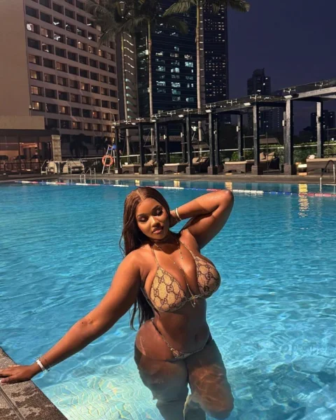 Nadia 3