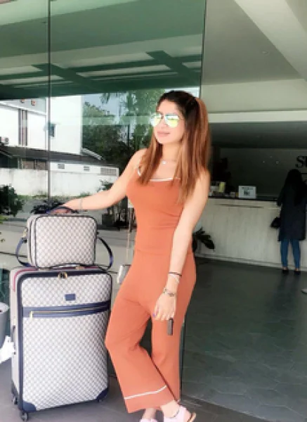 Ayesha 3