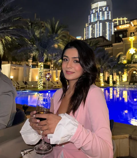 Tehreem 3