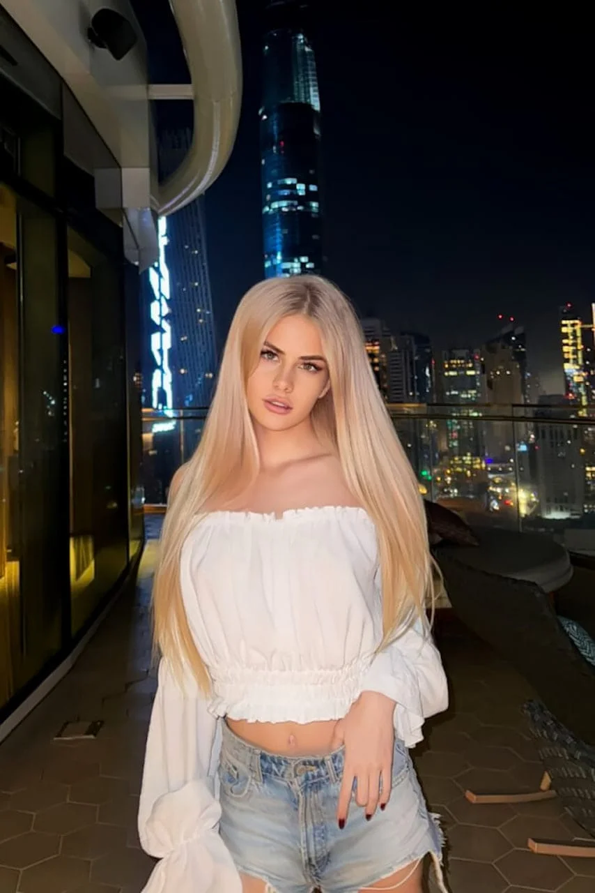 Mia